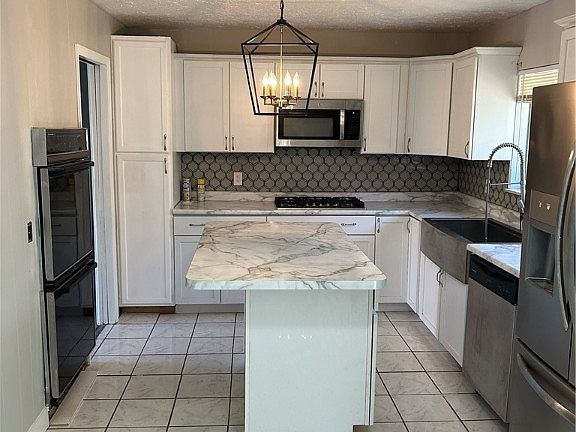 4th image of 731 Eleanor Ave