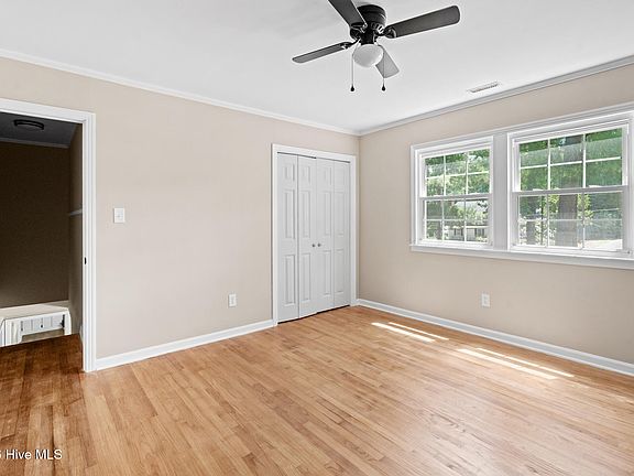 2nd image of 755 Cumberland Circle