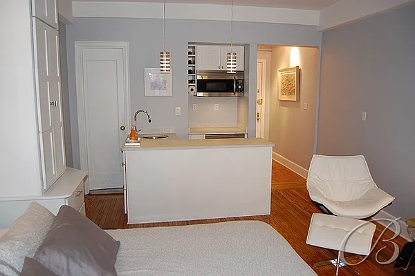 Sold by Bellmarc Realty | media 22