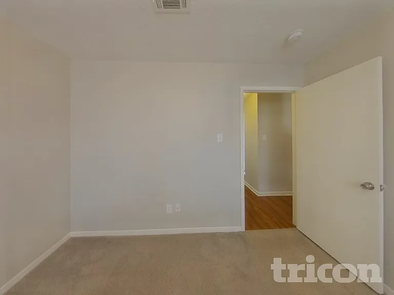 3602 Hill Springs Dr — Photo 10