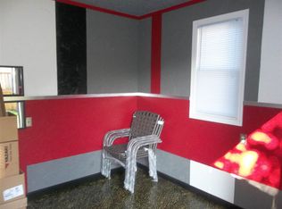 908 W Mount Hope Ave, Lansing, MI 48910