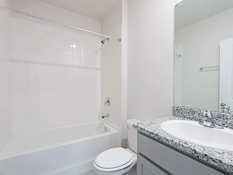 16818 Yard Spring Dr — Photo 32
