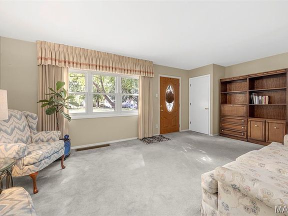 5th image of 1660 Fenmore Dr