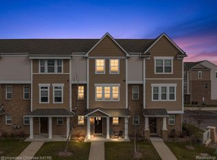 2500 Normandy 19, Royal Oak, MI 48073