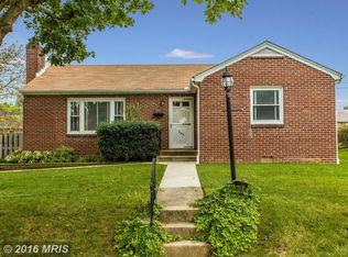 909 Shawnee Dr, Frederick, MD 21701
