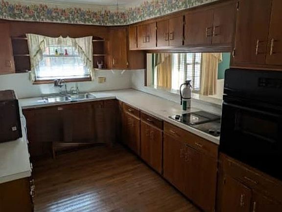 5th image of 2832 Long Avenue Ext.
