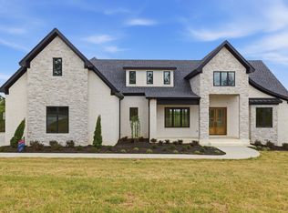 21510 Waterview Dr, Roland, AR 72135