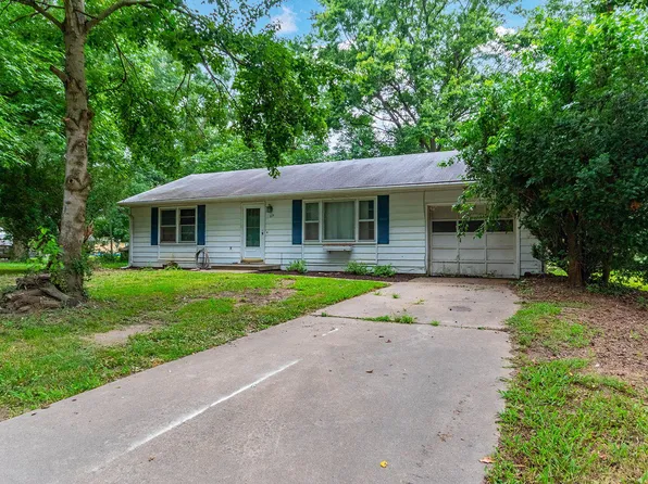 212 N Union St, New Franklin, MO 65274
