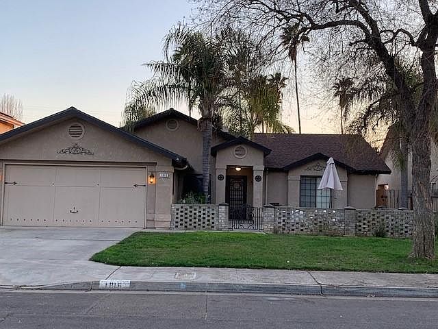 1st image of 1815 E Pryor Dr
