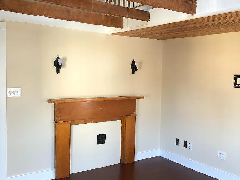13 Lowe St #2 — Photo 15