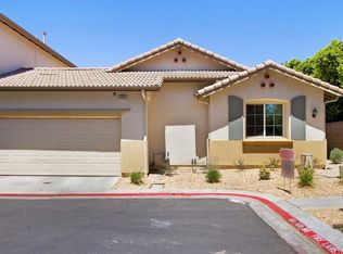 4403 Water Ln, Riverside, CA 92505