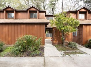 5546 SW 8th Pl, Gainesville, FL 32607