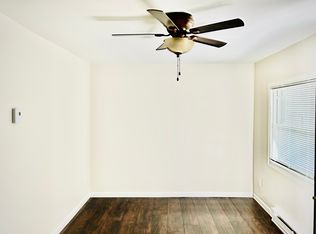 110 W Willow Dr APT B, Roseland, IN 46637