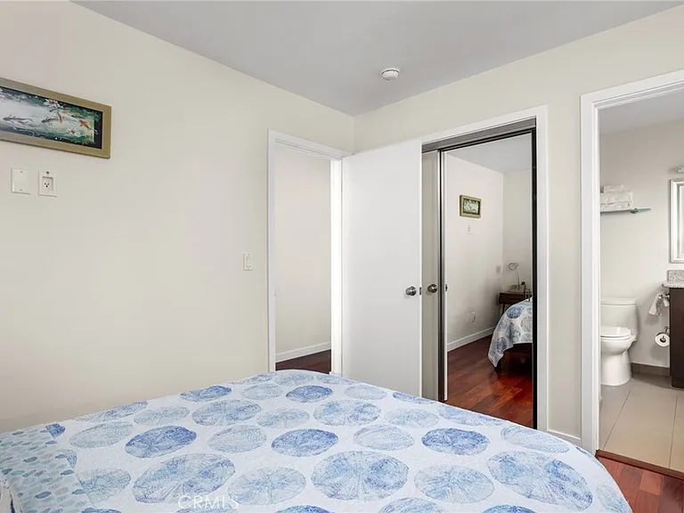 925 Monterey Blvd — Photo 31