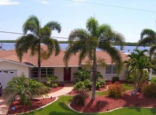 11867 Island Ave, Matlacha, FL 33993
