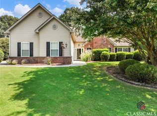 886 Jefferson Walk Cir, Jefferson, GA 30549