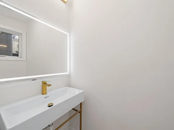 249 5 Halladay Street image 21 of 48