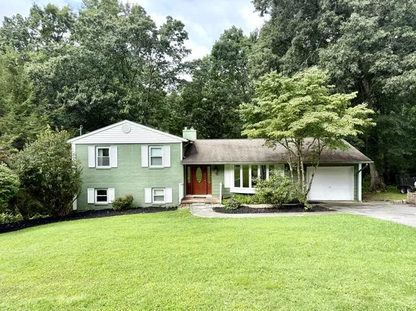 509 N Lilly Dr, Beckley, WV 25801