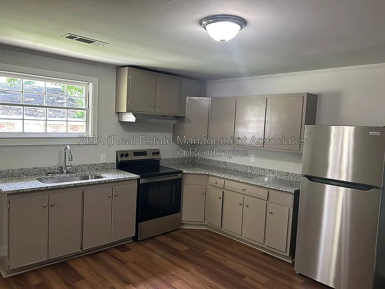 1340 Drewery Ave #A — Photo 5