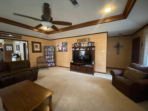 3rd image of 8155 Shenandoah Dr
