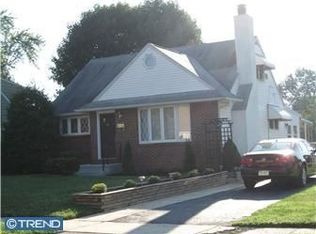 109 School House Ln, Brookhaven, PA 19015