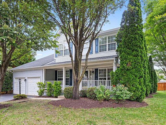 3rd image of 10245 Picturesque Ct