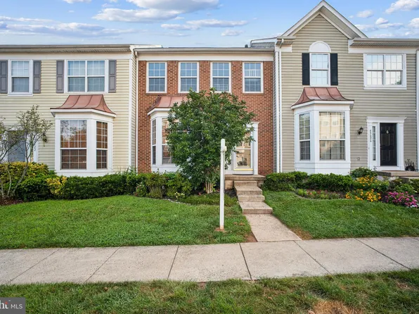 45624 Waterloo Station Sq, Sterling, VA 20166