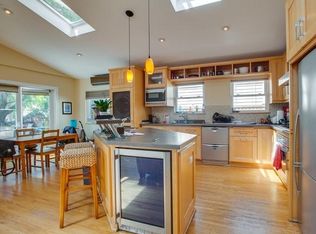 565 Westminster Ave, Venice, CA 90291