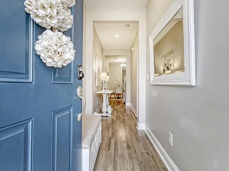 7793 Montview Rd — Photo 2