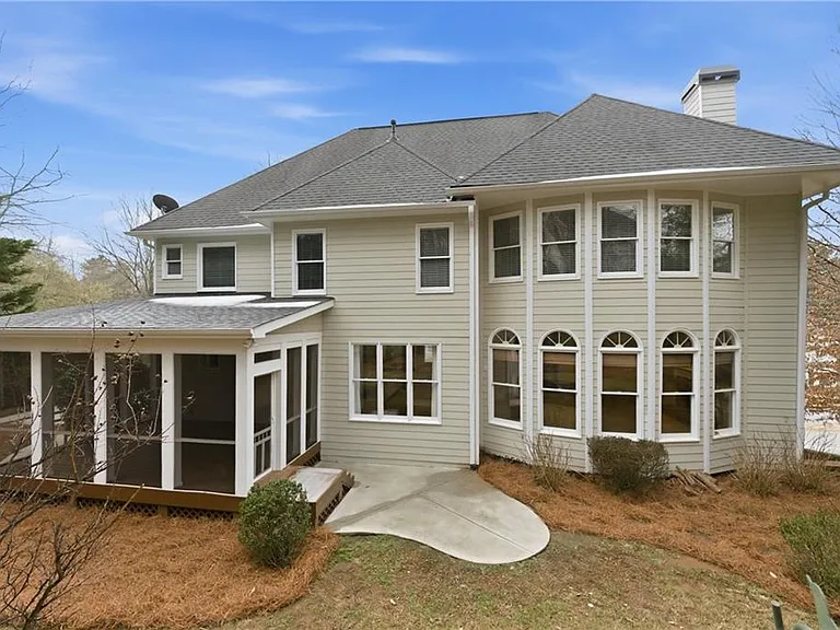2570 Wood Creek Ct — Photo 3