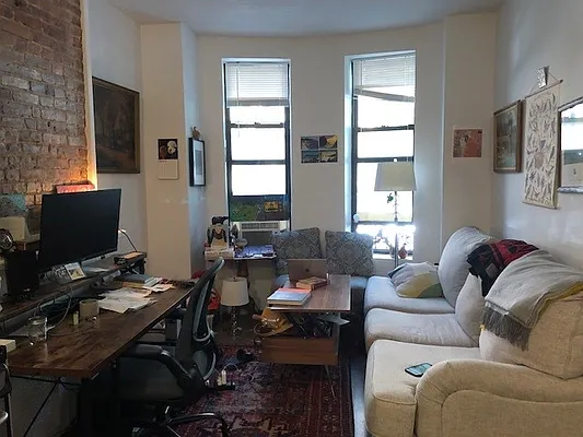 Rented by Parkway CRG Ltd. | media 5