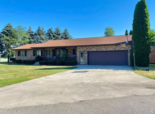 492 Wedgeway Ct, Sandusky, MI 48471