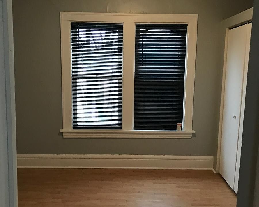 1st image of 580 Thomas Ave APT 3