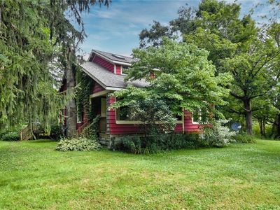 11194 Washington St, Chagrin Falls, OH, 44023
