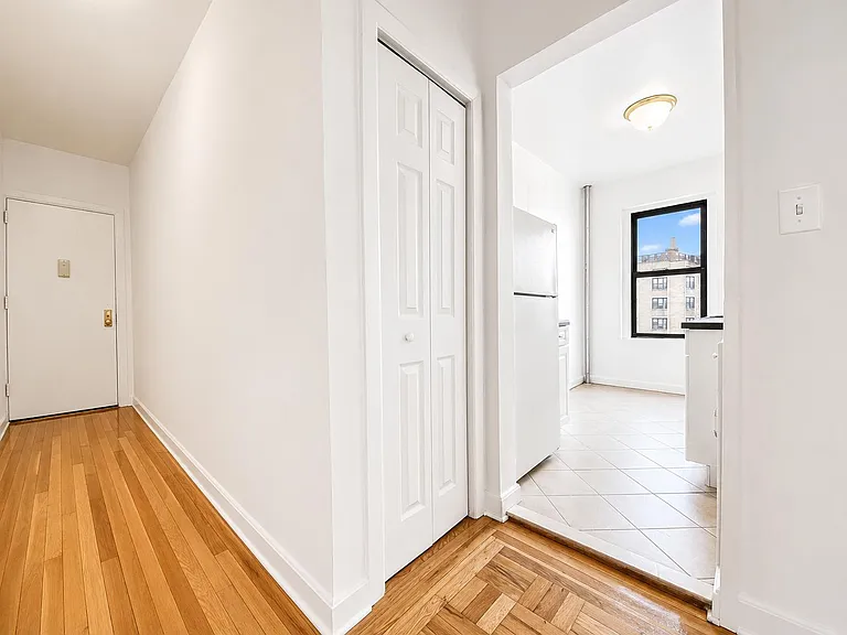 590 Fort Washington Ave #4B — Photo 9