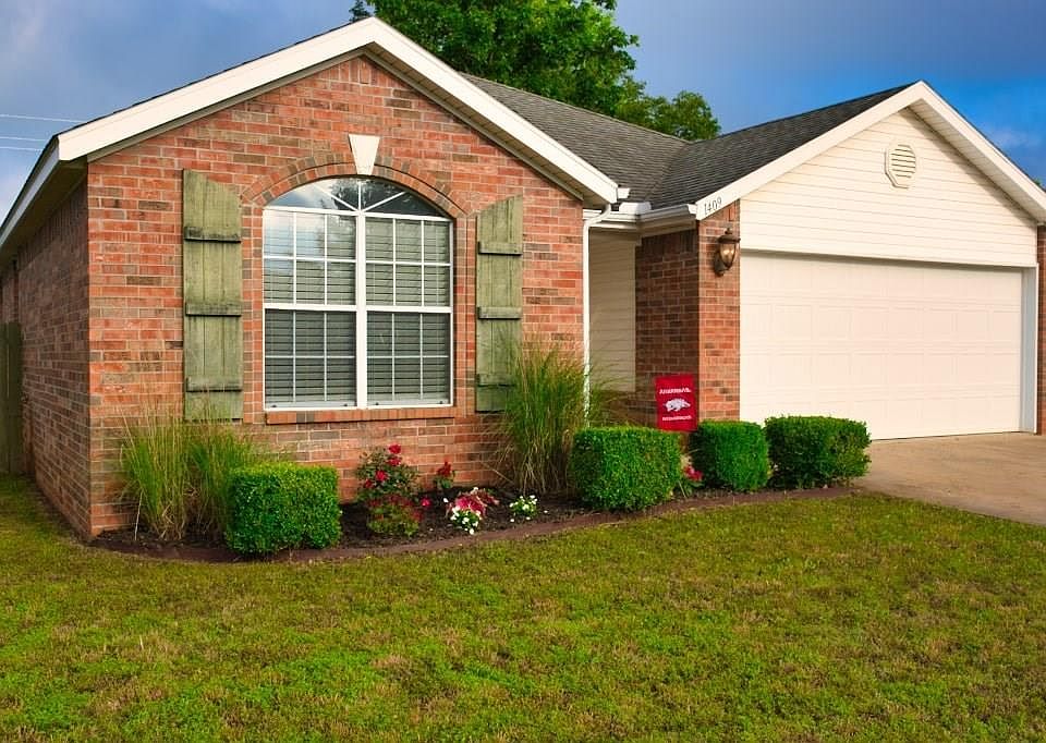 1st image of 1409 S Jasmine Ln