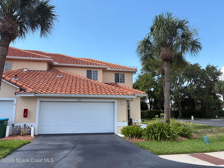 131 Manny Ln — Photo 2