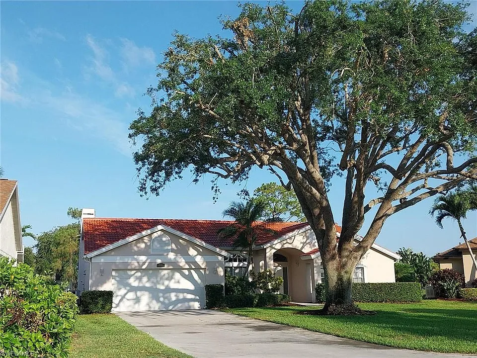 449 Dundee Ct