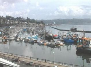 125 SW 13th St, Newport, OR 97365