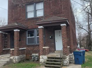 918 Fountain St, Alton, IL 62002