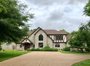 2567 Antrim Cir, Columbia, TN 38401