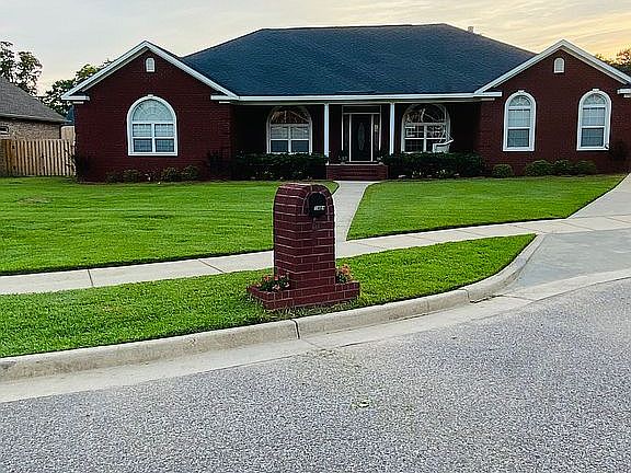 2nd image of 1484 Pebble Creek Dr