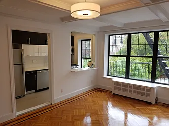 Rented by SubHut Realty USA, Inc.