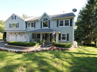 56 Park Ave, Shelton, CT 06484