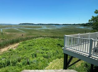 105 Town Farm Rd, Ipswich, MA 01938