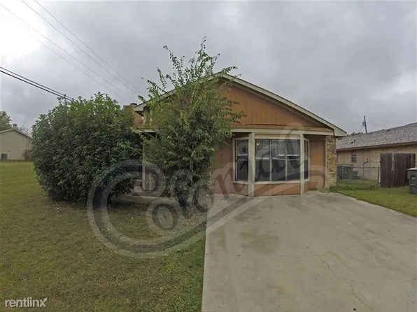 2005 Eisenhower Dr, Killeen, TX 76543