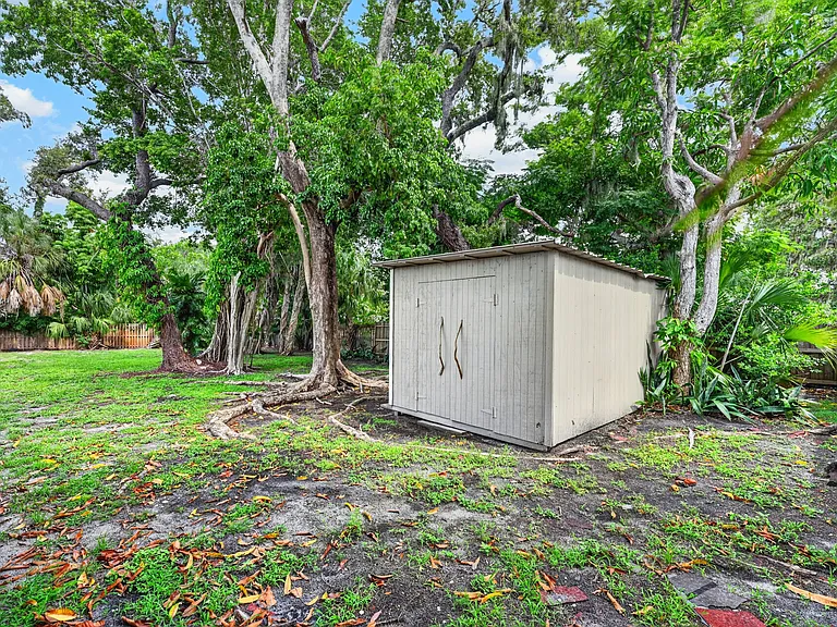 1010 Virginia Dr — Photo 62