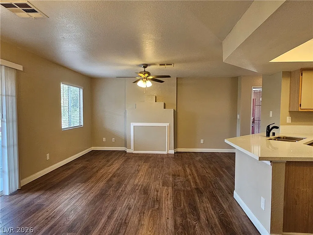 1 bed, 730 sqft, $1,195 — Photo 4