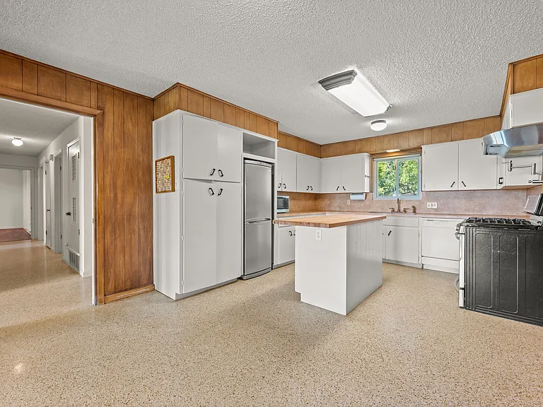 6501 Mesa Dr — Photo 10