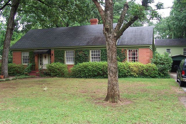 1st image of 906 Wright Dr